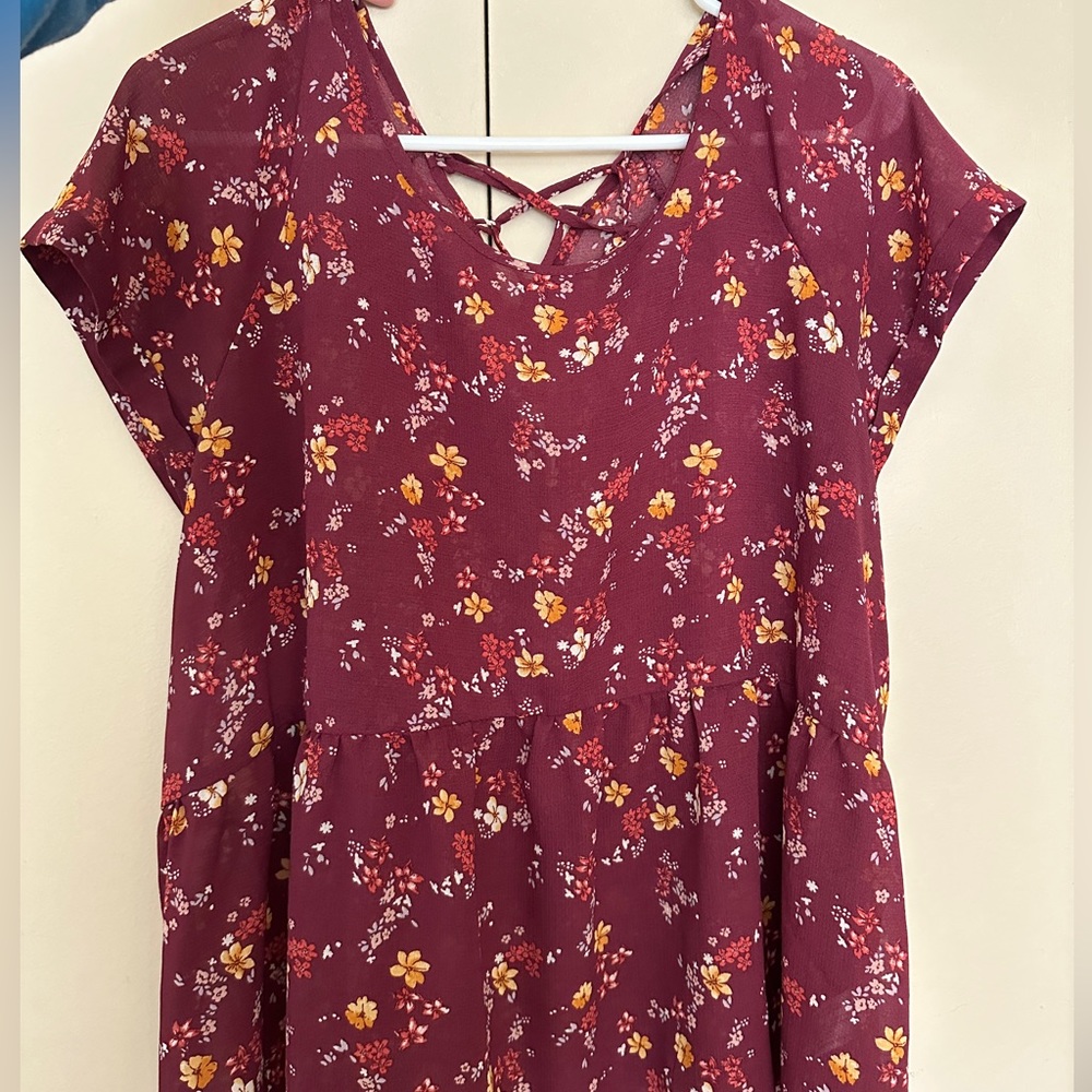 Sheer floral print shirt with lace-up back